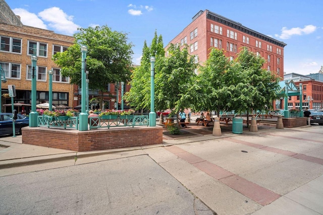 234 N Broadway Unit 402, Milwaukee, WI 53202 - view of community