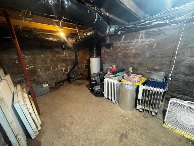 303 E 5th St, Washburn, WI 54891 - unfinished below grade area with water heater