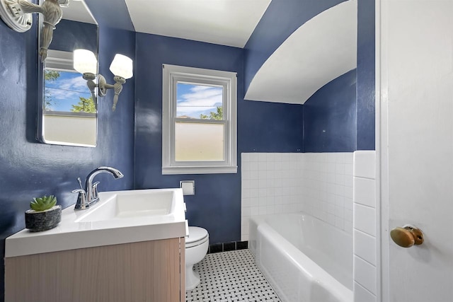 1007 14th Ave, Green Bay, WI 54304 - full bath with a garden tub, healthy amount of natural light, vanity, and tile patterned floors