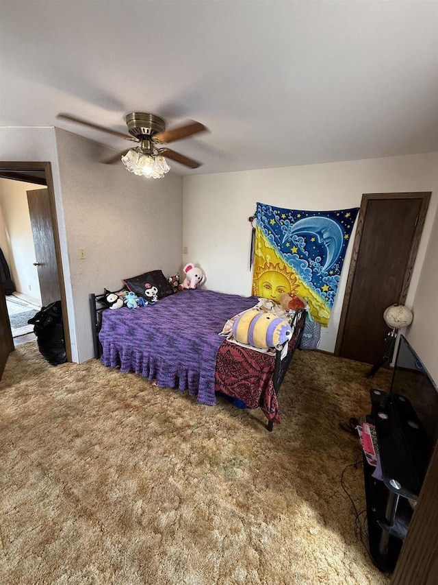 404 Prairie St, Mauston, WI 53948 - carpeted bedroom with a ceiling fan