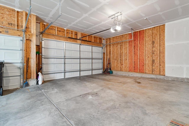 705 E Mason Dr, Edgerton, WI 53534 - garage with a garage door opener