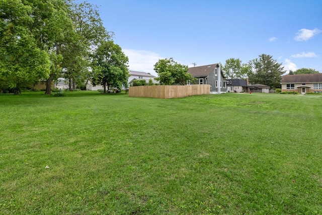 429 W Juneau St, Tomah, WI 54660 - view of yard