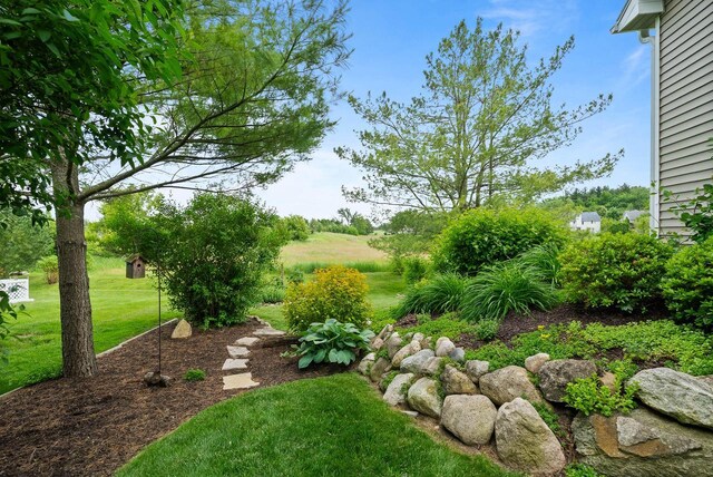 914 Bennett Ct, Walworth, WI 53184