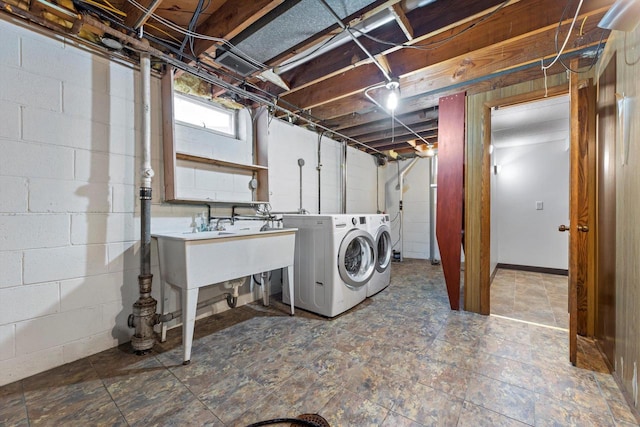 4410 N 107th St, Milwaukee, WI 53225 - washroom with independent washer and dryer