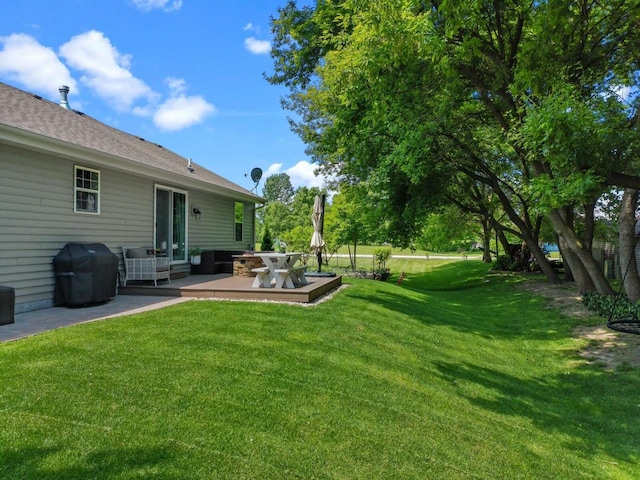 606 E Sheila Ave, Elkhorn, WI 53121 - view of green lawn with a patio area