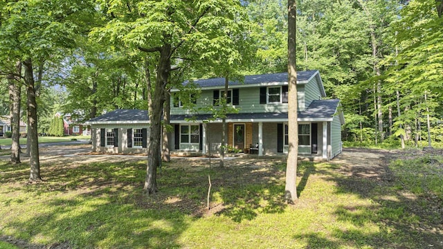 801 S Maryknoll Ave, Marshfield, WI 54449 - view of front of property with a porch