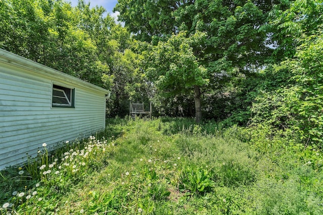 4951 N 49th St, Milwaukee, WI 53218 - view of yard