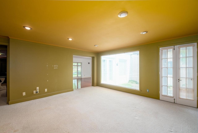 645 Wisconsin St, Oshkosh, WI 54901 - carpeted empty room with recessed lighting and crown molding