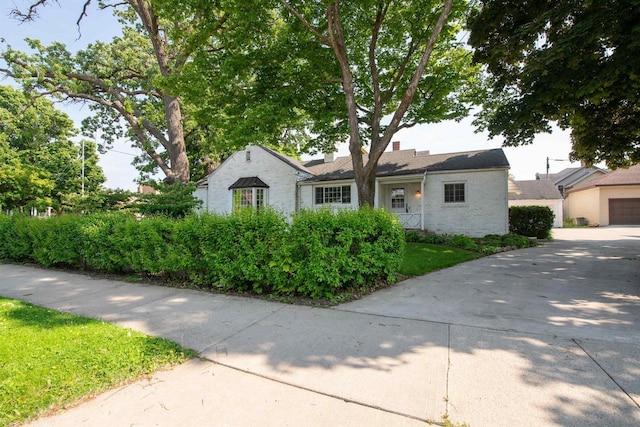 645 Wisconsin St, Oshkosh, WI 54901 - view of front of property