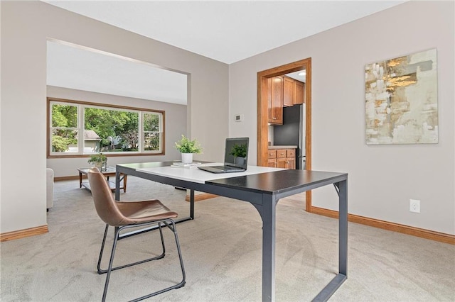 3203 Canterbury Cir, Saint Paul, MN 55125 - home office with light colored carpet