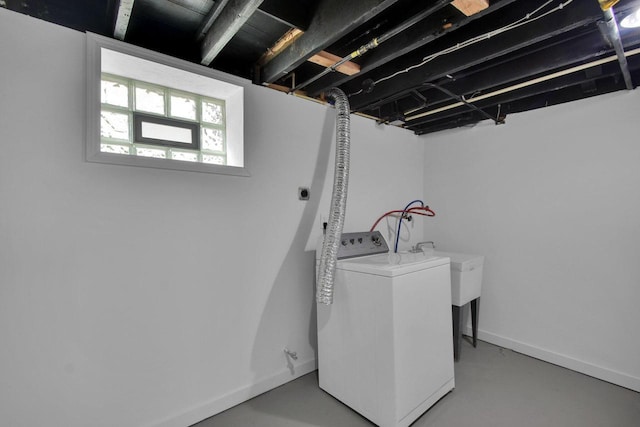 2863 N 38th St, Milwaukee, WI 53210 - washroom with washer / dryer and baseboards