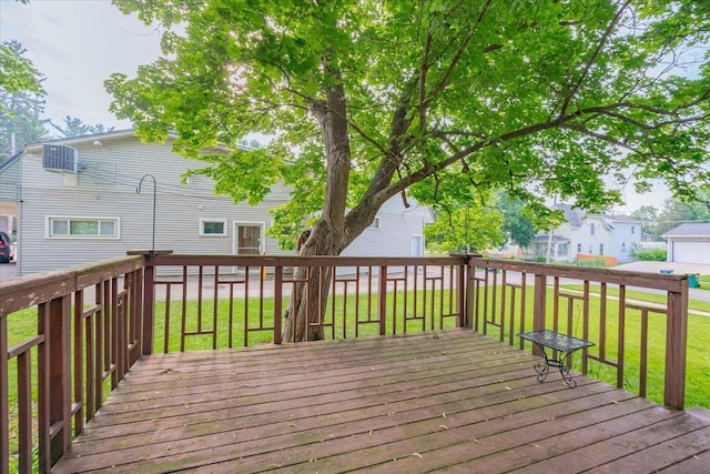 31 Elm St, Fort Atkinson, WI 53538 - wooden terrace with a lawn