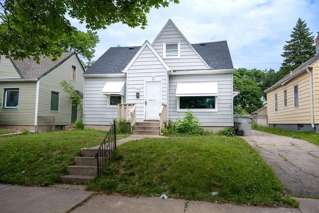 5136 N 42nd St, Milwaukee, WI 53209 - view of front facade with roof with shingles