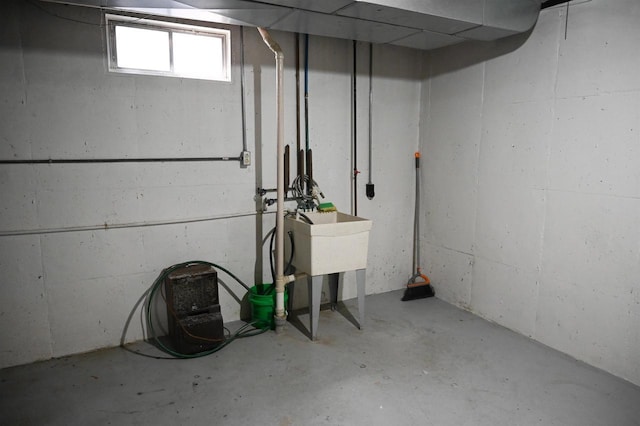 5905-5907 Rattman Rd, Madison, WI 53718 - view of below grade area