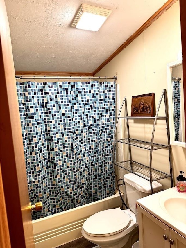 691 Valley Trl, Nekoosa, WI 54457 - full bath featuring vanity, shower / tub combo, a textured ceiling, and crown molding