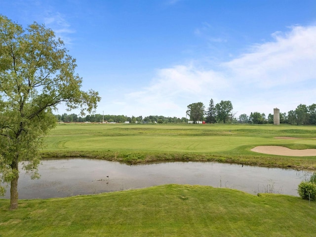 556 Royal Saint Pats Dr, Wrightstown, WI 54180