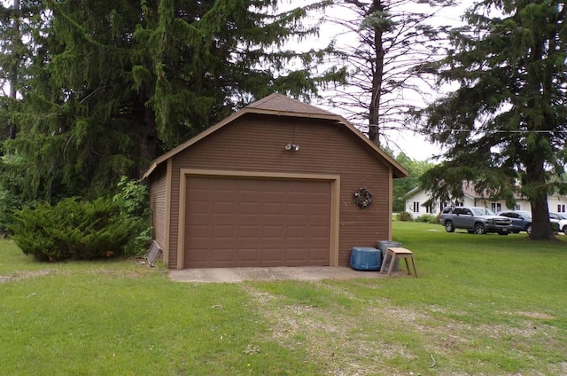 208 S Walker St, Wautoma, WI 54982 - view of detached garage