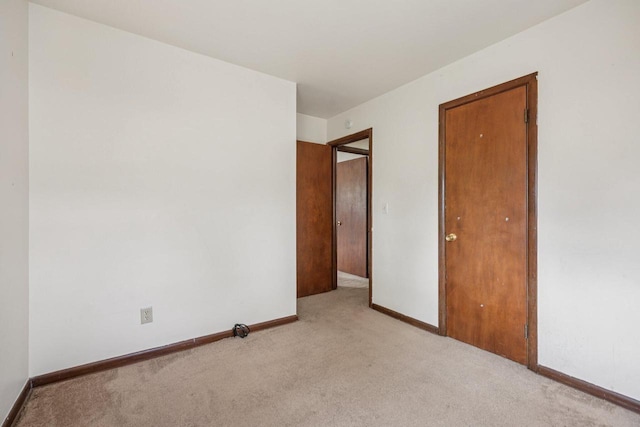 3838 N 78th St, Milwaukee, WI 53222 - carpeted empty room with baseboards