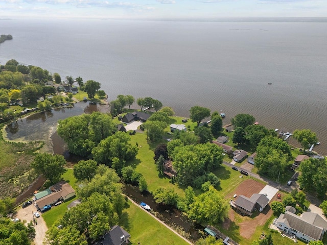 8950 Pine Ln, Fremont, WI 54940 - aerial view of residential area featuring a large body of water