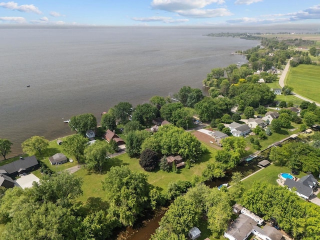 8950 Pine Ln, Fremont, WI 54940 - view of property location with a large body of water