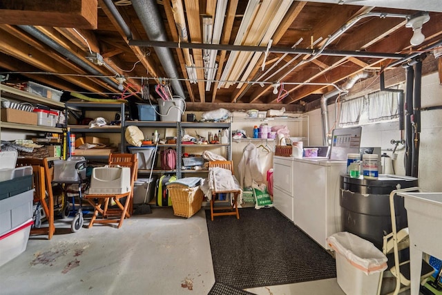 600 Forest Ave, Fond Du Lac, WI 54935 - unfinished basement with washer and dryer