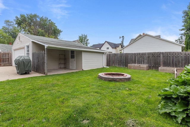 628 Broad St, Menasha, WI 54952 - view of yard with a fire pit