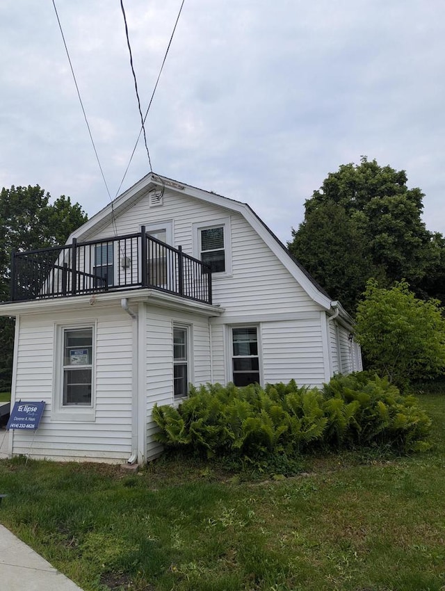 N72W13429 Good Hope Rd, Menomonee Falls, WI 53051