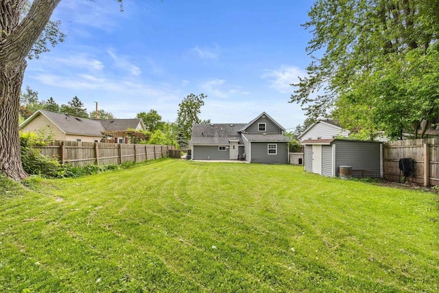 448 Wadleigh St, Stevens Point, WI 54481 - fenced backyard featuring a shed