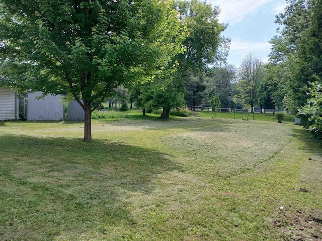 1415 S Kernan St, Appleton, WI 54915 - view of grassy yard