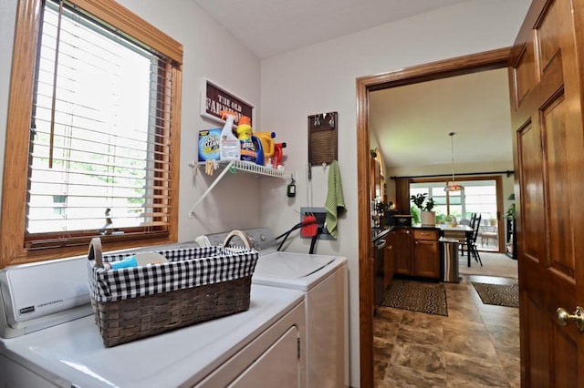 2360 Cobblestone Ln, Beloit, WI 53511 - laundry room featuring washing machine and dryer