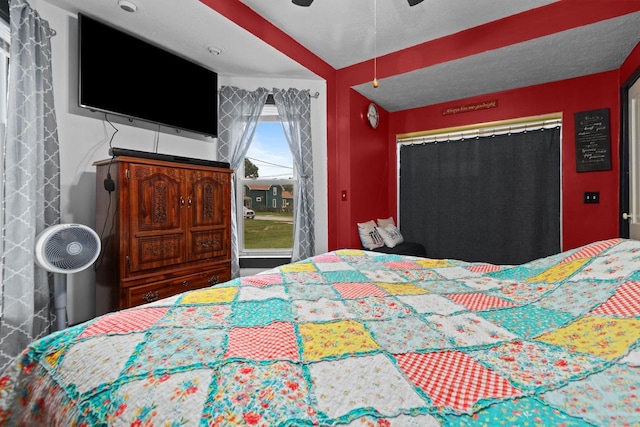 814 Quinney Ave, Kaukauna, WI 54130 - bedroom with a ceiling fan