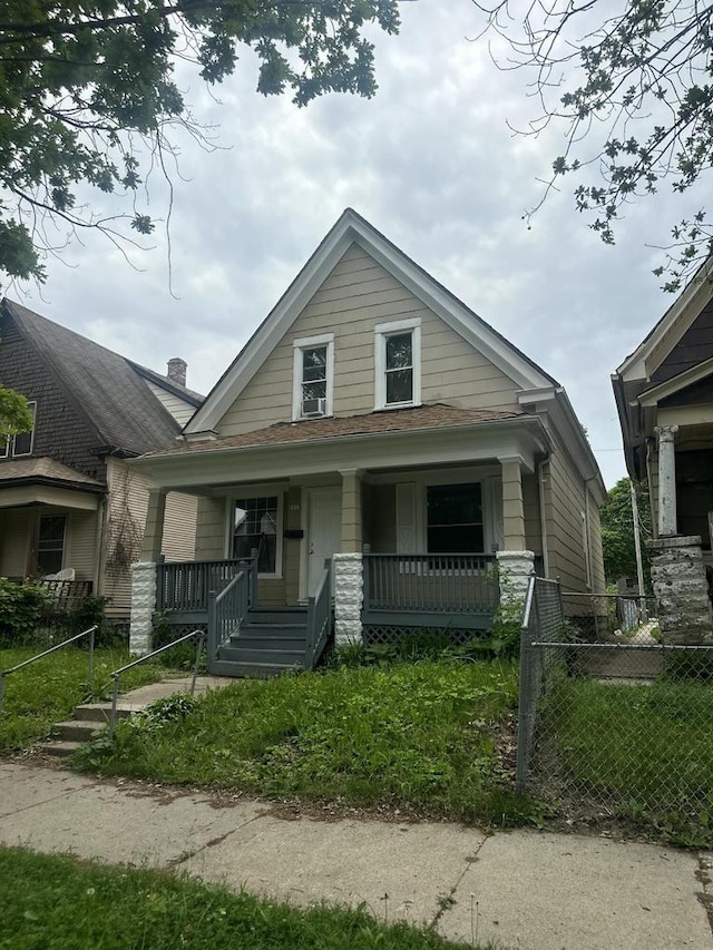 2843 N 25th St, Milwaukee, WI 53206 - view of front of home featuring covered porch