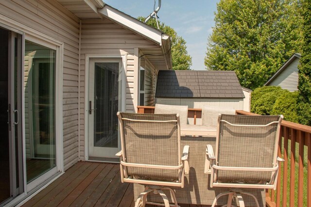 4303 E Milwaukee St Unit B, Janesville, WI 53546 - view of deck