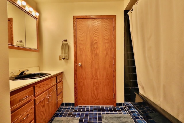 2413 Ravenswood Rd, Madison, WI 53711 - full bath featuring vanity and shower / bath combo