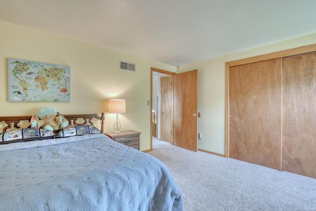 W227N2527 Meadowood Ln, Waukesha, WI 53186 - bedroom with carpet and a closet
