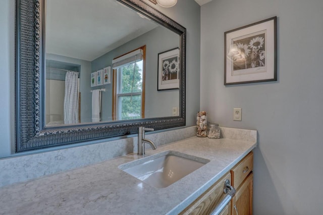 W227N2527 Meadowood Ln, Waukesha, WI 53186 - full bath featuring vanity