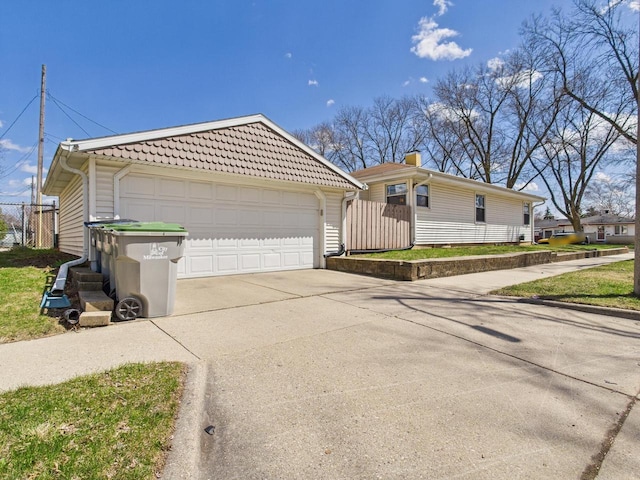 10534 W Stark St, Milwaukee, WI 53225 - view of front of house featuring a detached garage
