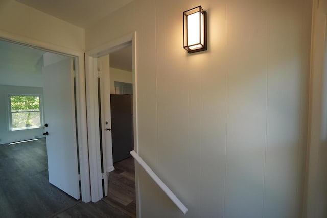 2881 S Linebarger Ter # 2883, Milwaukee, WI 53207 - corridor featuring dark wood finished floors