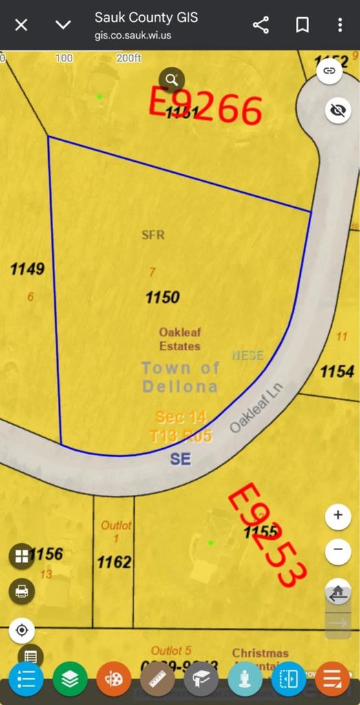L7 Oakleaf Ln, Wisconsin Dells, WI 53965
