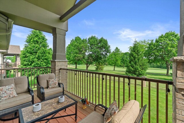 7510 W Tuckaway Pines Cir, Franklin, WI 53132