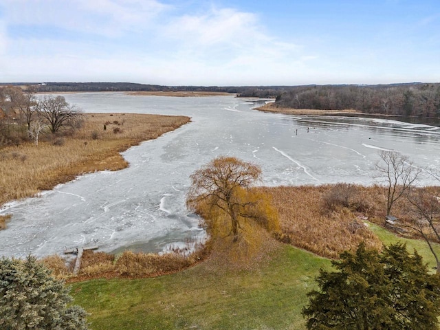 230 Gilbertson St, Markesan, WI 53946 - water view