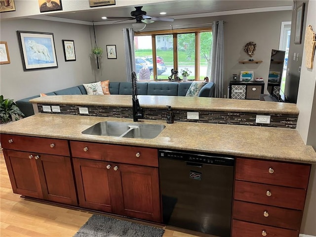 3158 Leslie Ln, Eau Claire, WI 54703 - kitchen with dishwasher, light wood finished floors, ceiling fan, crown molding, and light countertops