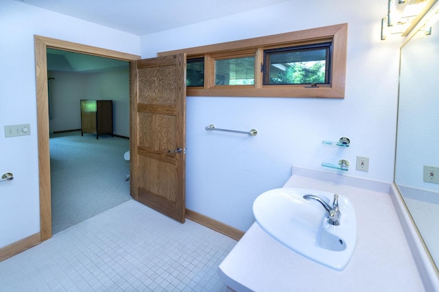 3381 S Highpointe Dr, New Berlin, WI 53151 - bathroom featuring baseboards and vanity