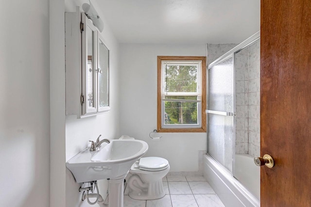 9335 W County Line Rd Unit 9325, Milwaukee, WI 53224 - bathroom featuring enclosed tub / shower combo and marble look tile flooring