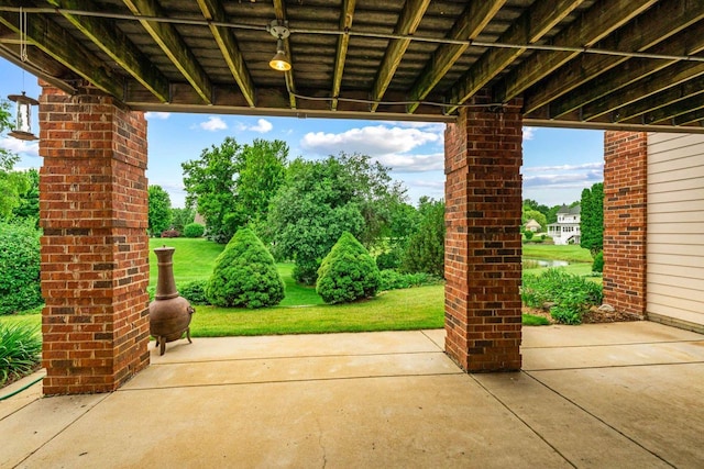N66W38493 N Woodlake Cir, Oconomowoc, WI 53066 - view of patio