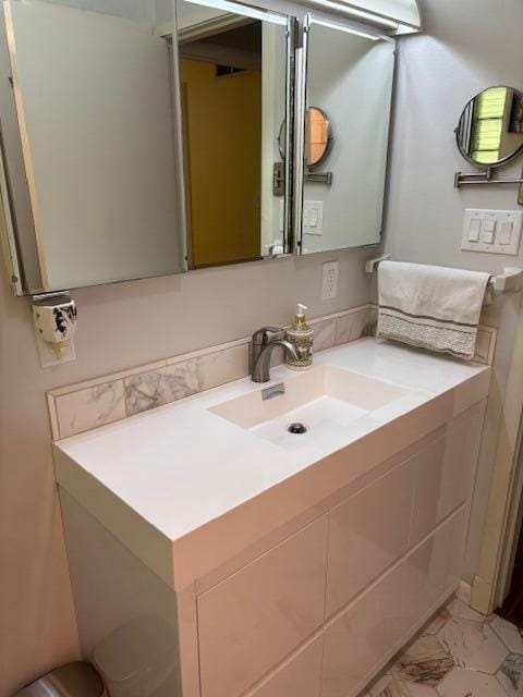 3415 N 105th St, Wauwatosa, WI 53222 - bathroom featuring vanity