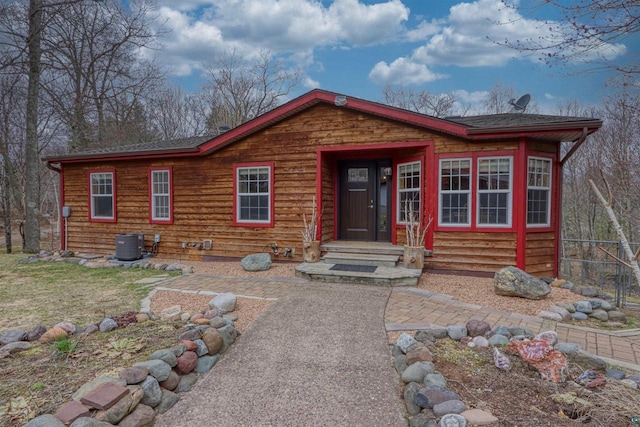 7760 N Thunder Point Rd, Hayward, WI 54843 - view of front of home