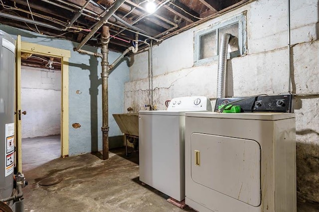 619 Middle St, Beloit, WI 53511 - laundry room with washer and clothes dryer