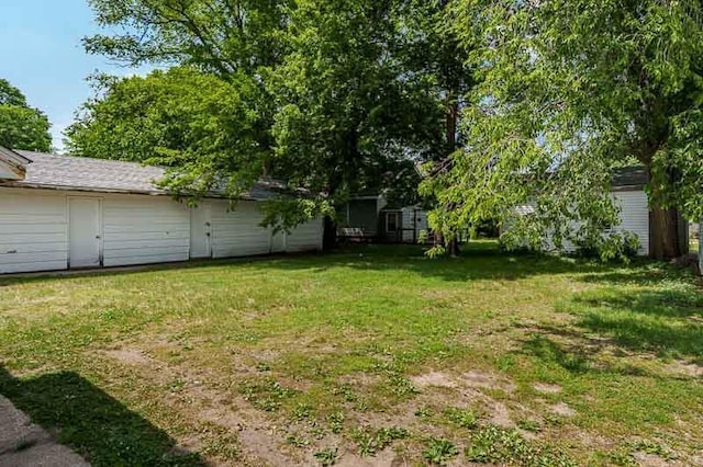 619 Middle St, Beloit, WI 53511 - view of grassy yard