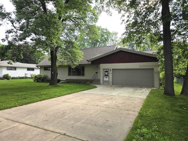 1440 4th St, Port Edwards, WI 54469 - ranch-style home with a garage, a front lawn, and concrete driveway